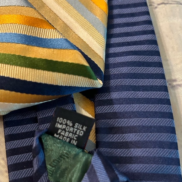 TOMMY HILFIGER 100% SILK MULTI PATTERN AND COLORS MADE IN USA MENS STRIPPED TIE - Picture 8 of 8